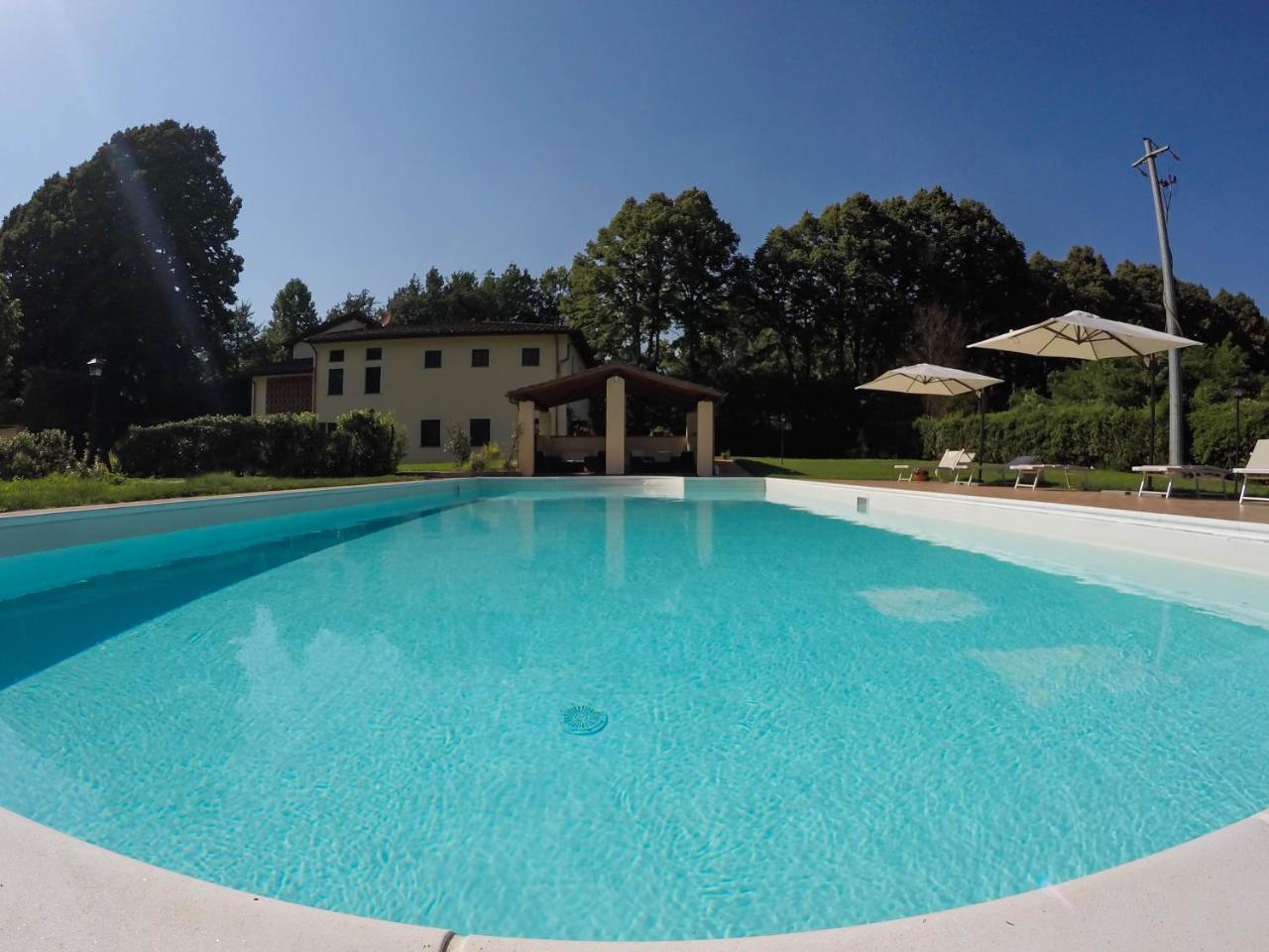Casale La Fata -Tipico Toscano Immerso Nelle Colline Tra Lucca E Versilia, 6 Appartamenti Indipendenti Camaiore Exterior foto